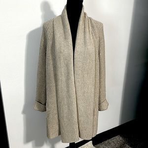 Beautiful Vince. Open front Cardigan. Size M